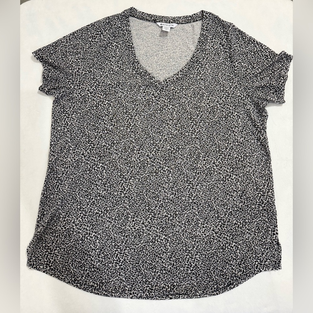 Athleta Black and White‎ Short Sleeve Top